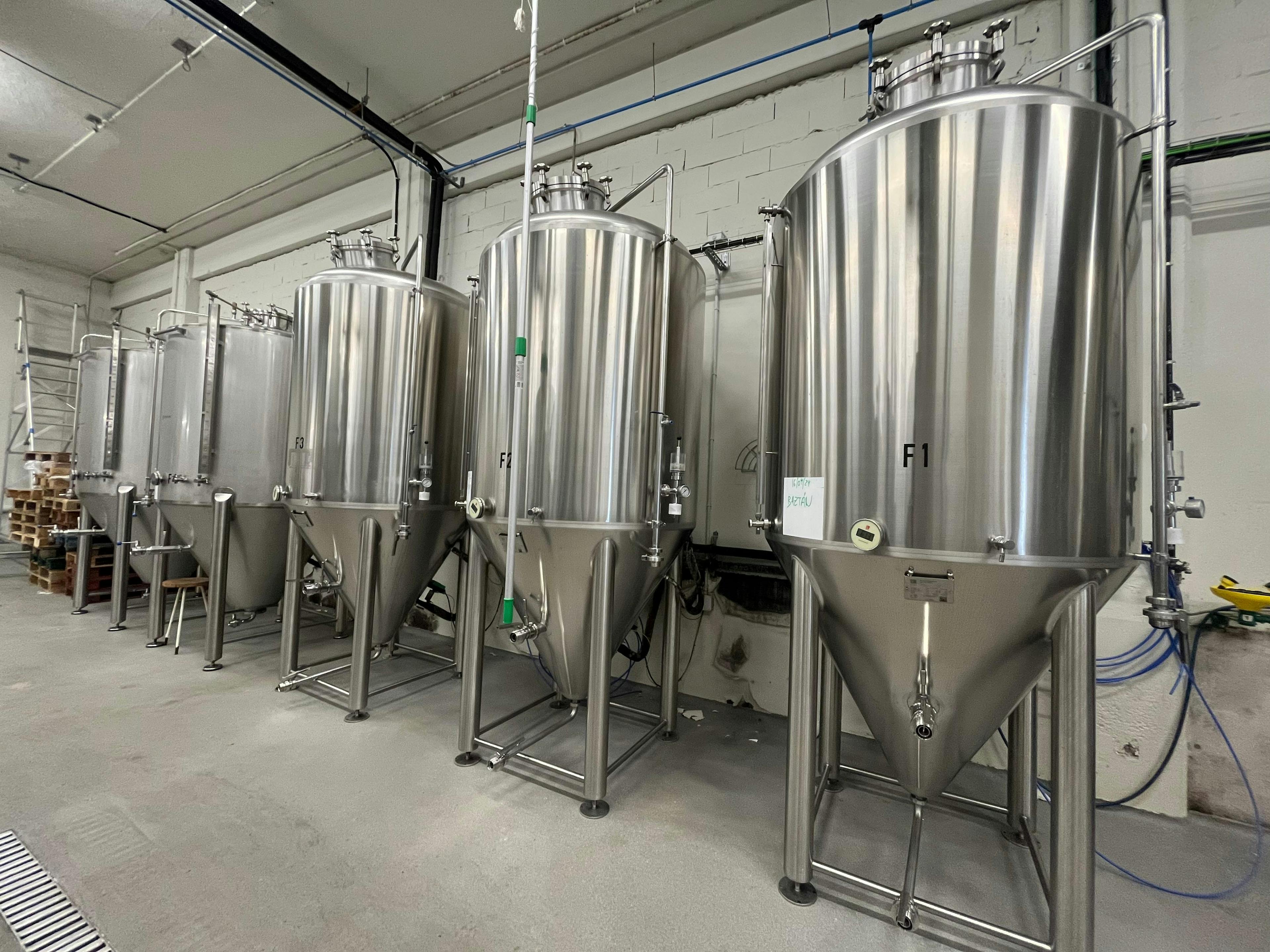 Vista destra di Slowbeer MB 1000 (10HL) 